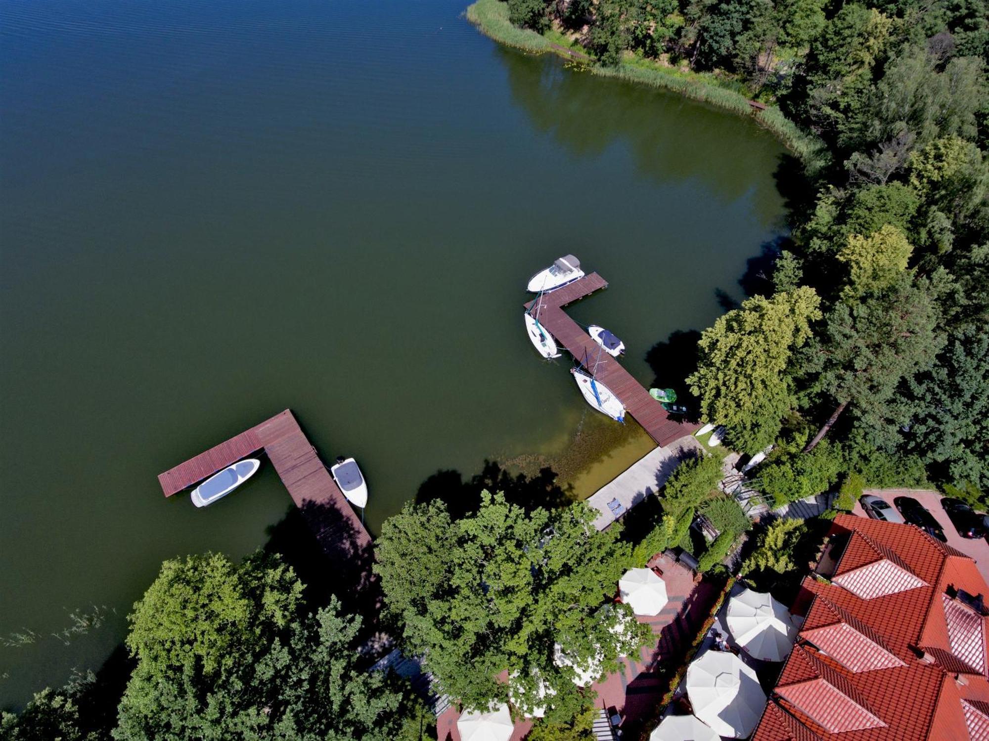 Hotel Nidzki Ruciane-Nida Exterior photo